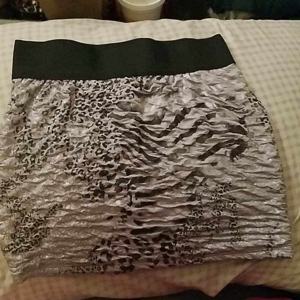 Skirt - Picture 1 of 1